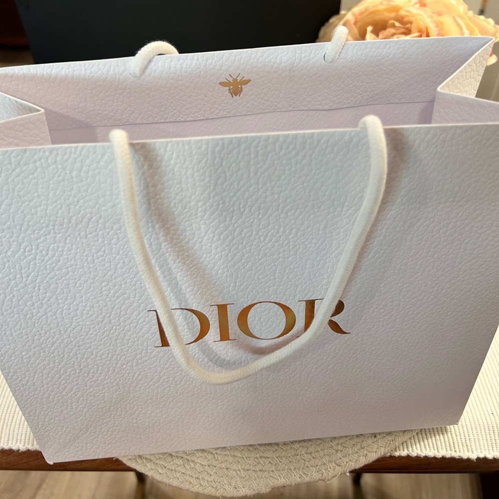 Dior(GWP) Rafia Clutch Faux Pearl Strap Bag PLUS JADIOR zipper pull & DIOR BAG - Picture 9 of 10